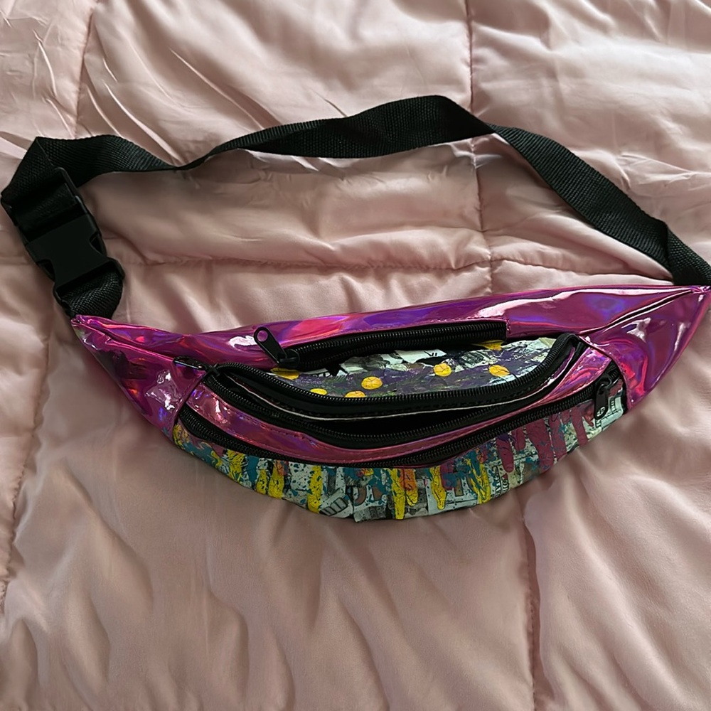 Fanny pack